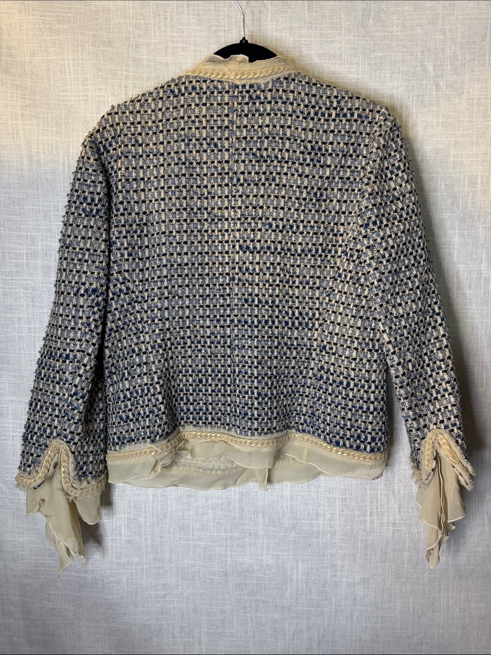 Emanuel Ungaro Navy and Cream Bouclé Jacket - Picture 6 of 11